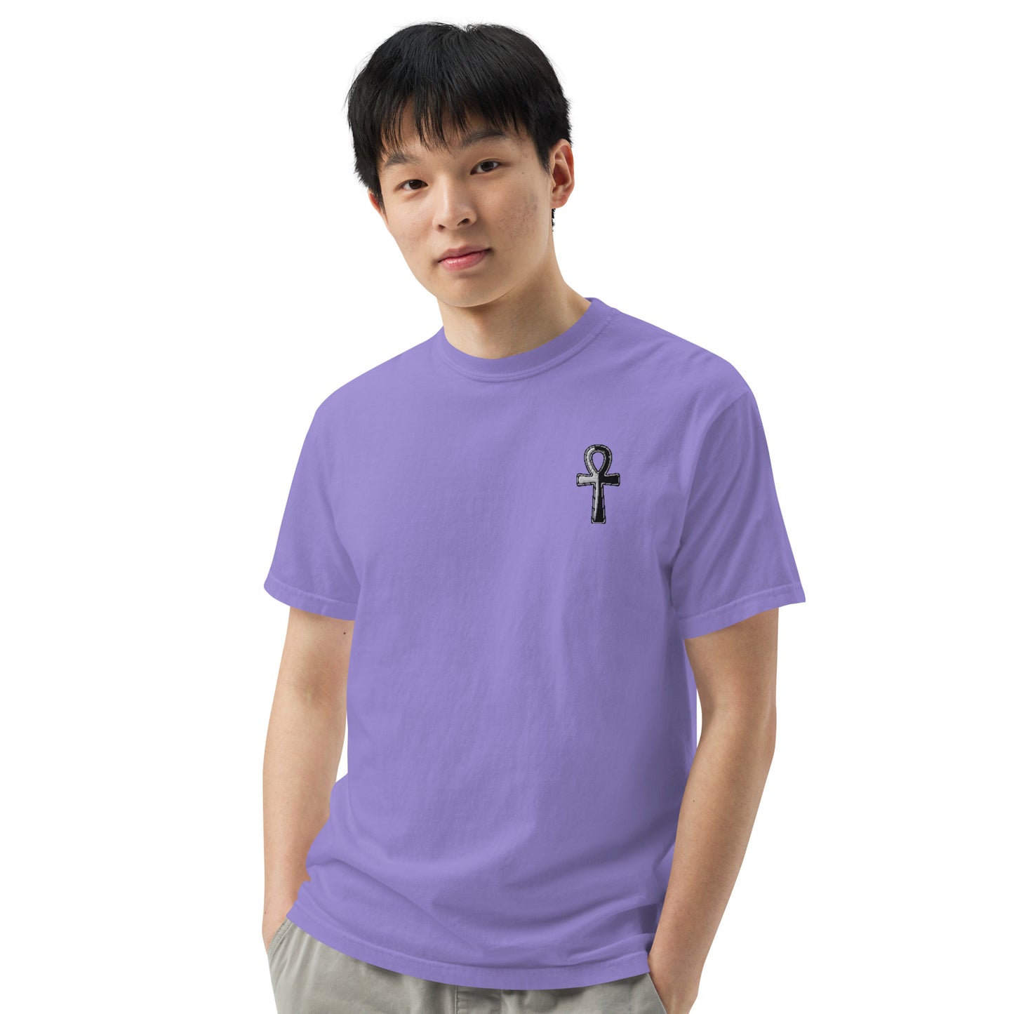 Men’s garment-dyed heavyweight t-shirt