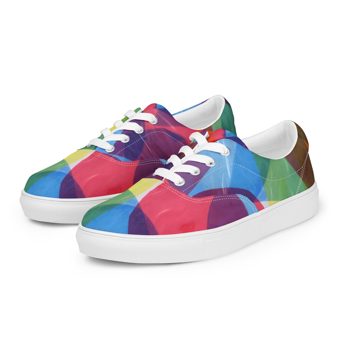 Women’s lace-up canvas shoes